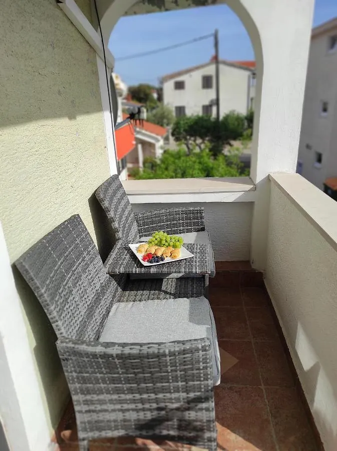 Lunaris Apartments Zadar