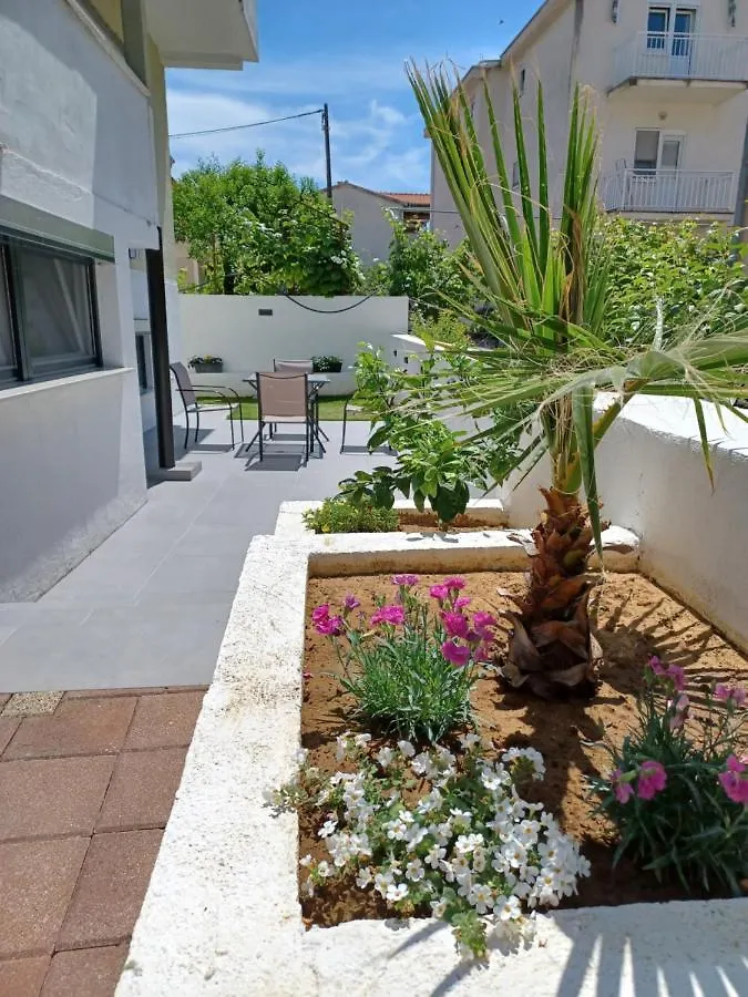 Lunaris Apartments Zadar