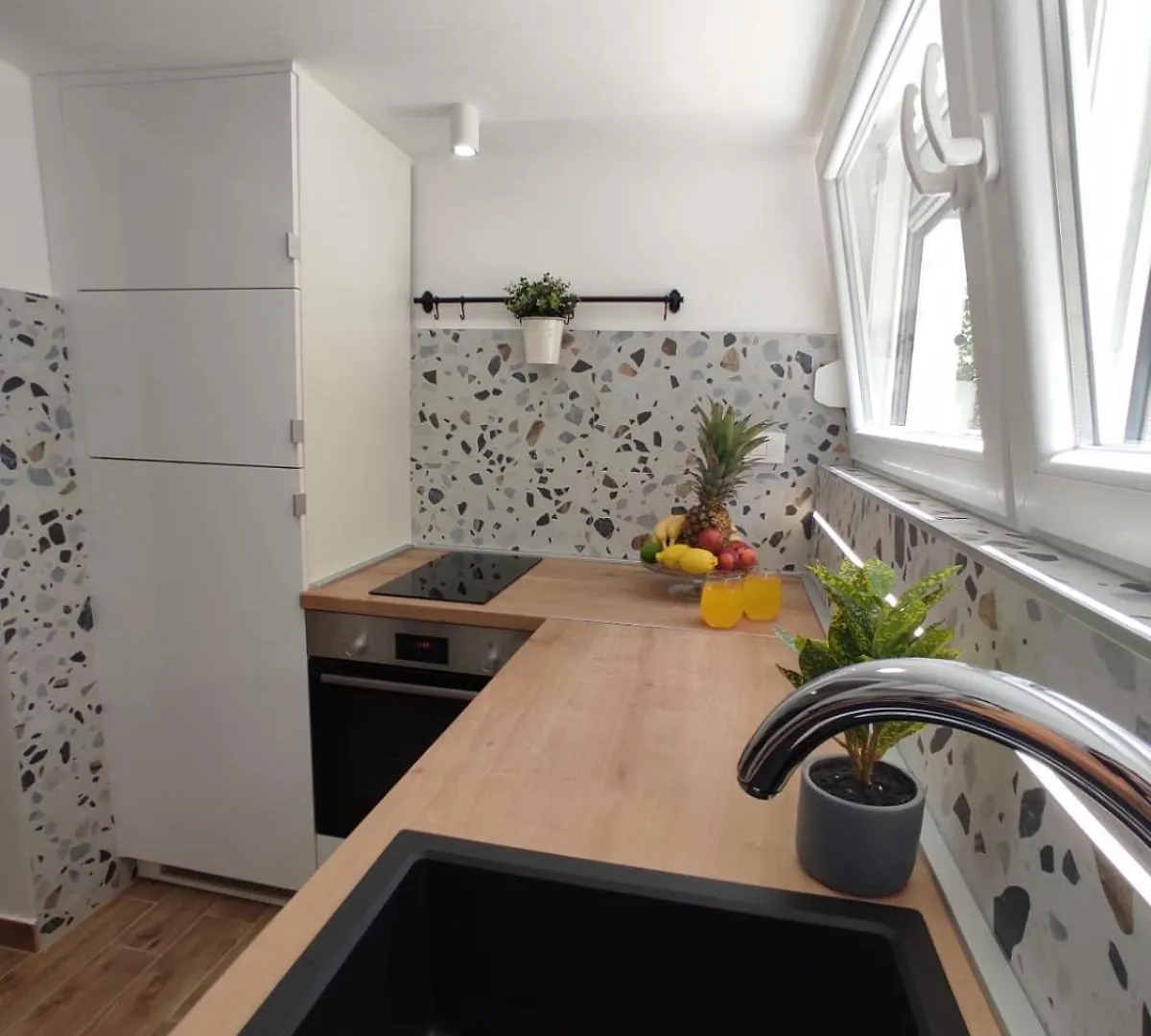 Lunaris Apartments Zadar 0*,  Croatia