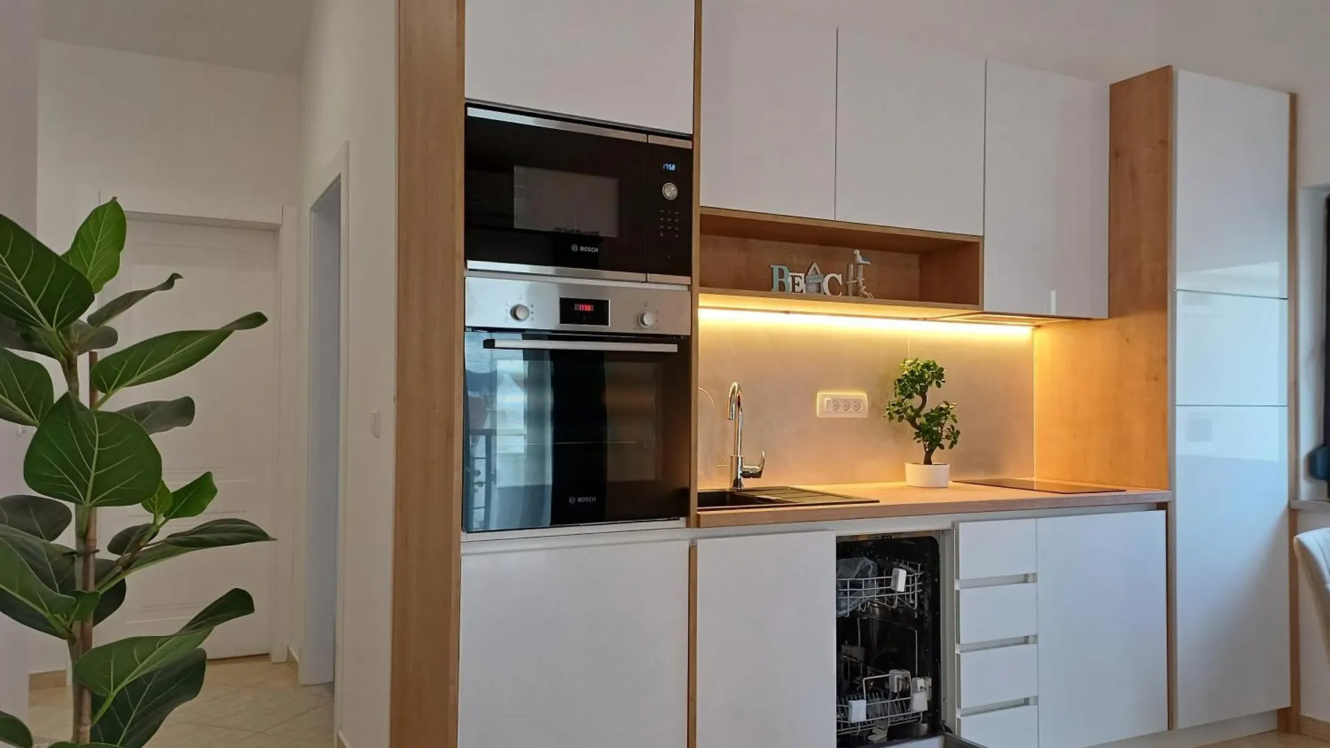 Lunaris Apartments Zadar