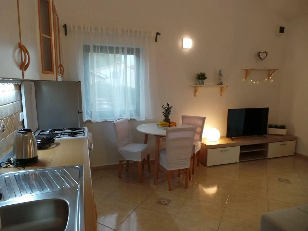 Lunaris Apartments Zadar