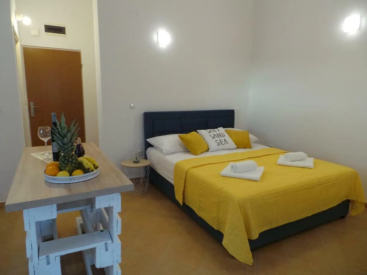 Lunaris Apartments Zadar